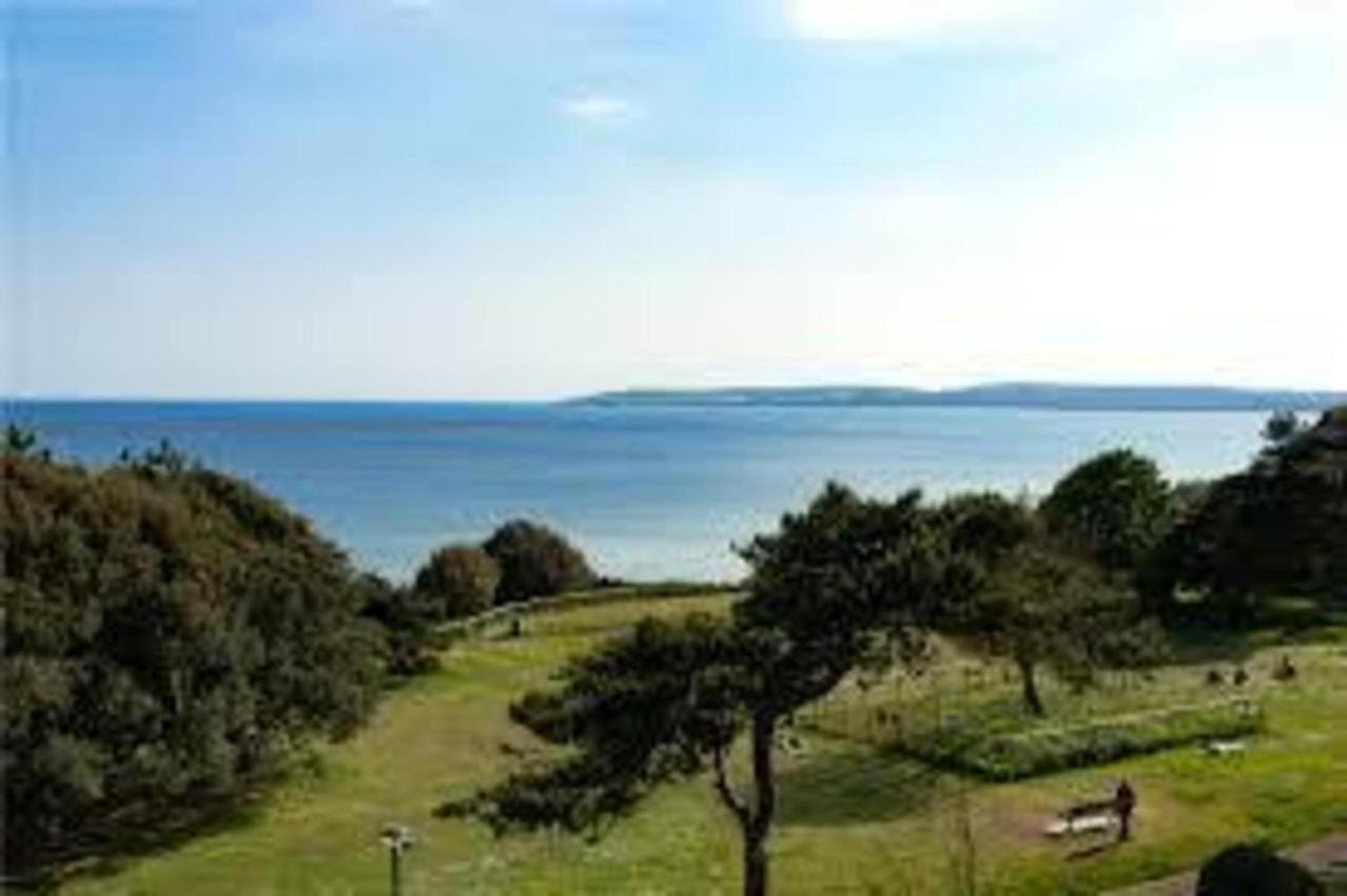 Middle Chine - 2 Bedroom Holiday Home Bournemouth Bagian luar foto