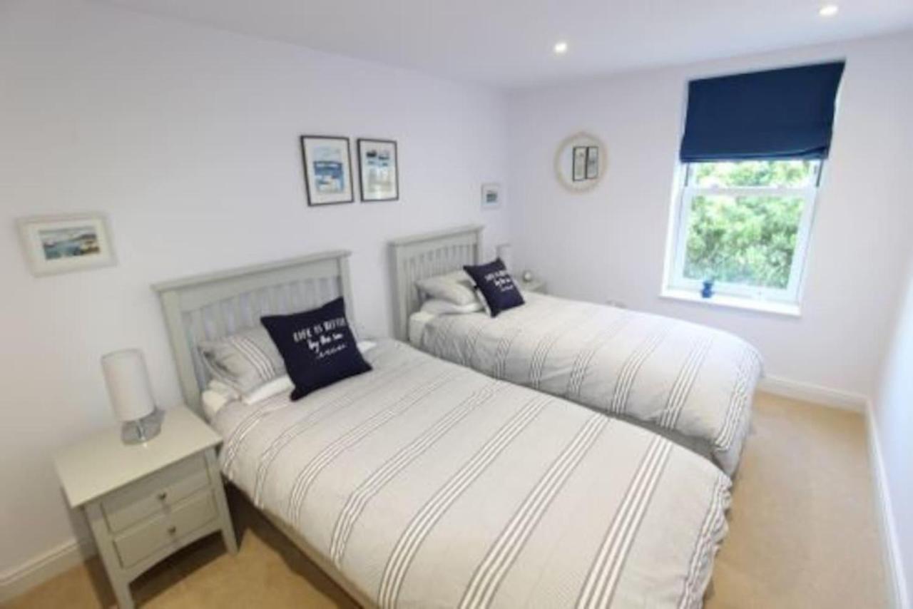 Middle Chine - 2 Bedroom Holiday Home Bournemouth Bagian luar foto