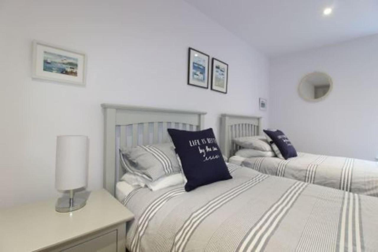 Middle Chine - 2 Bedroom Holiday Home Bournemouth Bagian luar foto